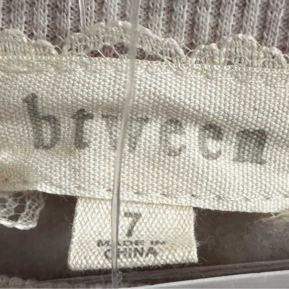 Btween 2Pc Jogging Suit Girls Size 7 Ivory Floral Crochet, Bonus Hair Clip NEW! - Picture 3 of 8